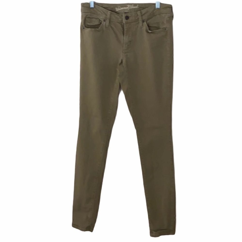 Universal Thread Woman’s Skinny Mid Rise Pant